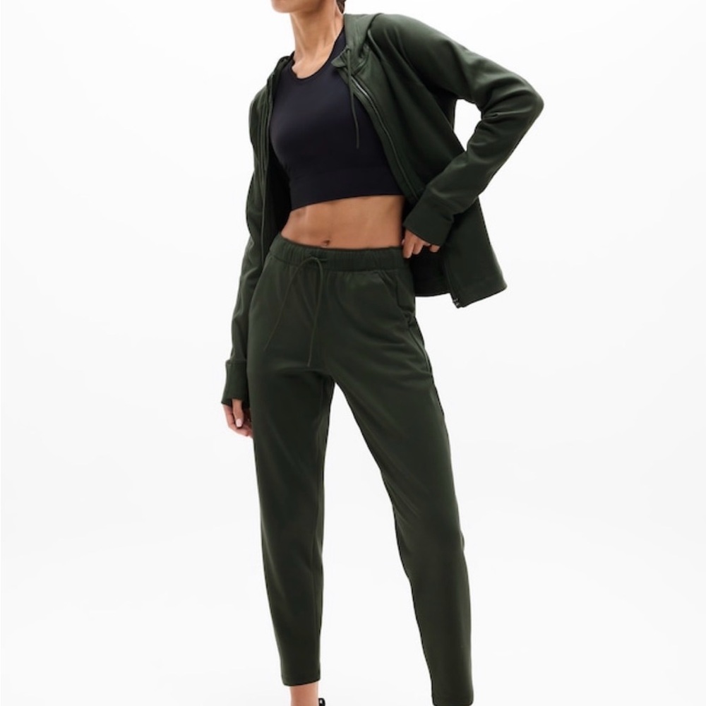 Athleta Unstoppable Hoodie Sweatshirt sz L